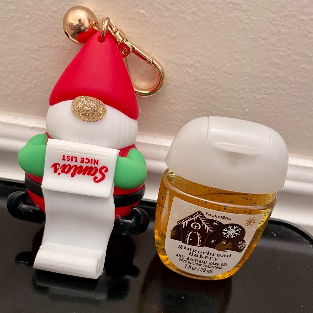 Bath and Body Works Gnome with Santa’s List Pocketbac NWT